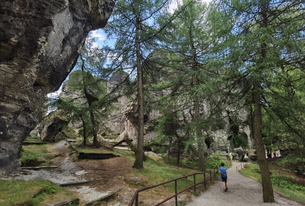 Auf verwunschenen Wegen durch die Tyssaer Wände wandern